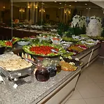 Tripolis מלון פמוקלה