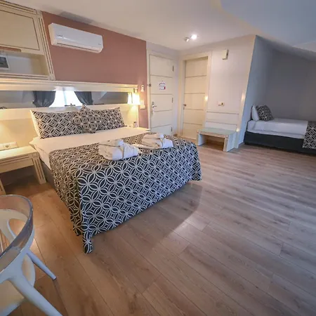 Tripolis 5*