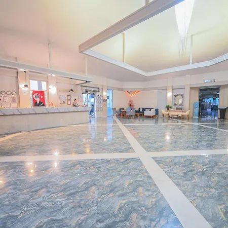 Hotel Tripolis 5*