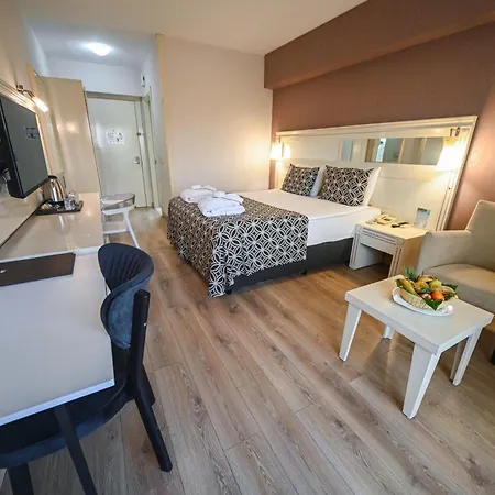 Tripolis 5*
