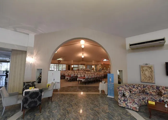 特里波利斯酒店 帕莫卡莱