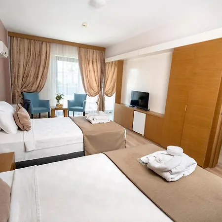 Hotell Tripolis 5*